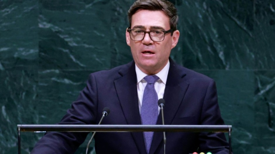 英国首相伯纳姆在纽约联合国总部发表讲话。 / AFP | Leonardo MUNOZ