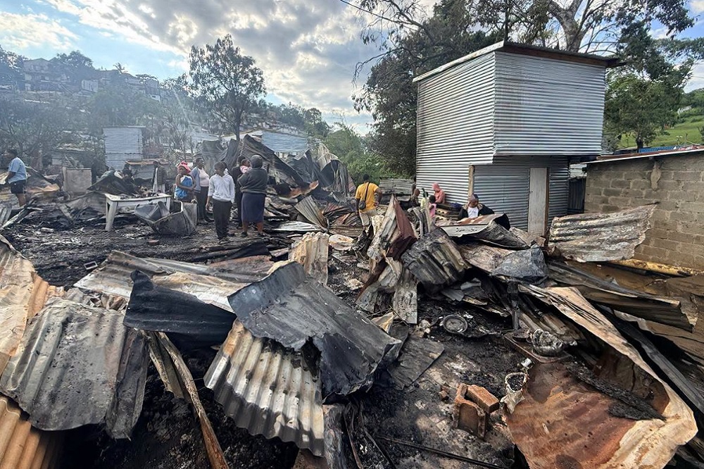 德班非正式住区火灾后的现场。 / Facebook@EThekwini Municipality