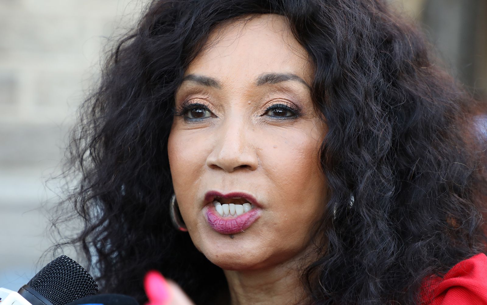 南非前人类住区、水与卫生部长Lindiwe Sisulu（资料图）。 / Victoria O’Regan