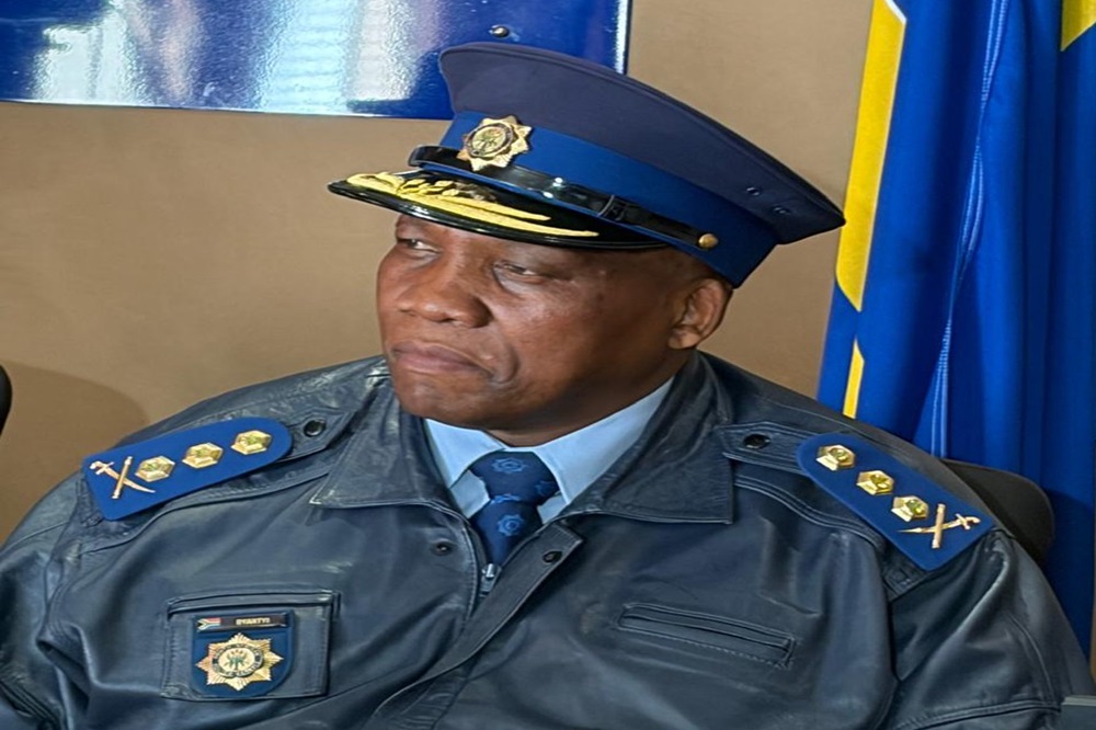 西开普省警察总监Sizakhele William Dyantyi中将。 / X | @SAPoliceService