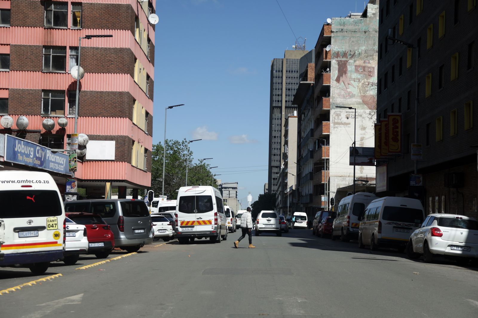 约翰内斯堡Wolmarans Street拟更名为Dr uZwi-Lezwe Radebe Street。 / Felix Dlangamandla