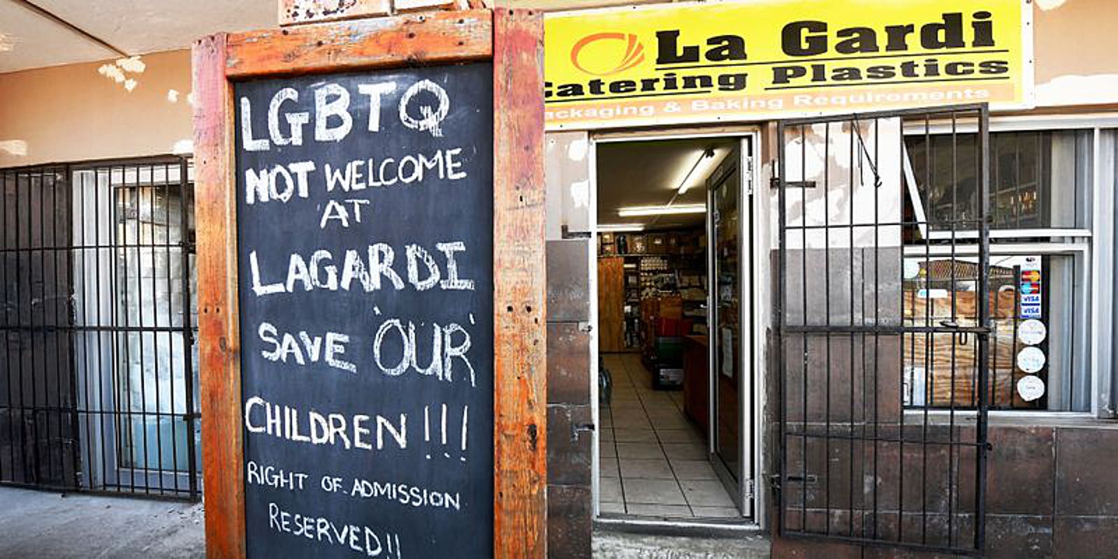 格贝哈商人Dawood Lagardien的行为被平等法院裁定构成仇恨言论、歧视与骚扰，案件被移交刑事调查。 / Gallo ...