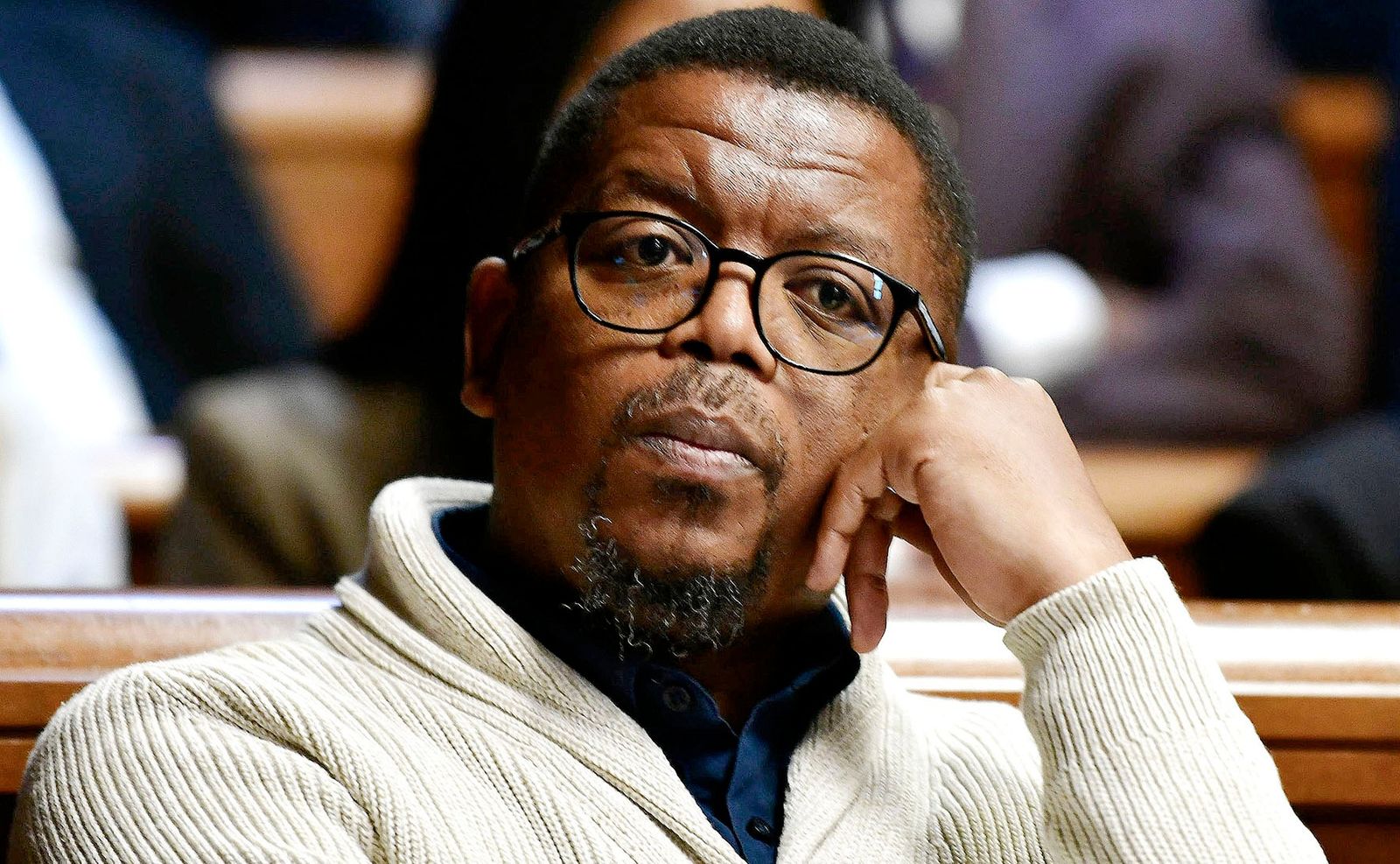 2024年9月2日，Lukhanyo Calata在格贝哈高院Cradock Four死因调查期间。 / Gallo Images／Die Burger／Lula ...